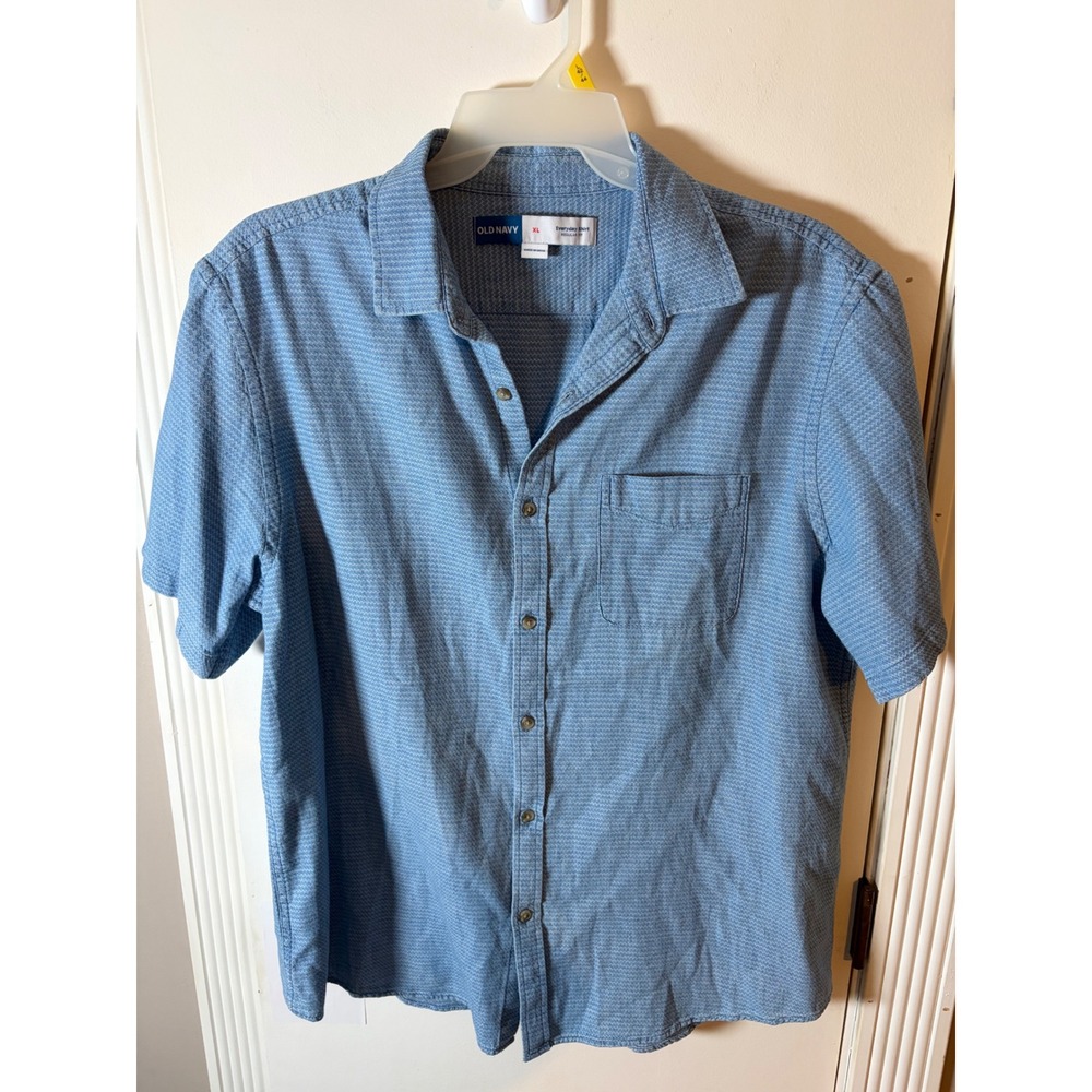 Old Navy Mens XL Everyday Shirt Regular Fit Blue Geometric Short Sleeve Cotton